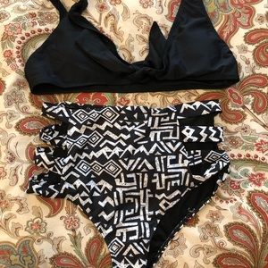 Cupshe Swimsuit, Medium